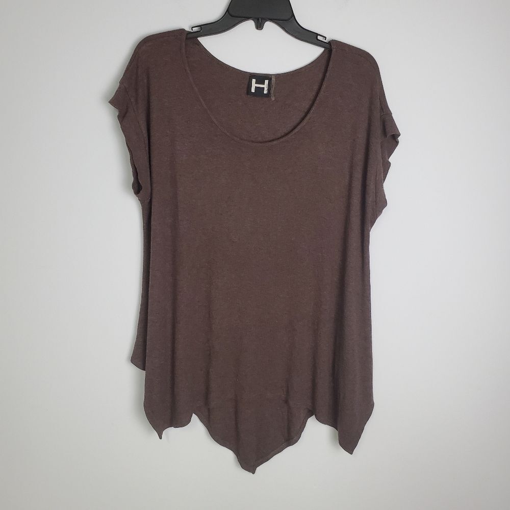 H by Bordeaux Ribbed Asymmetrical Hem Brown T-Shirt - Size Medium